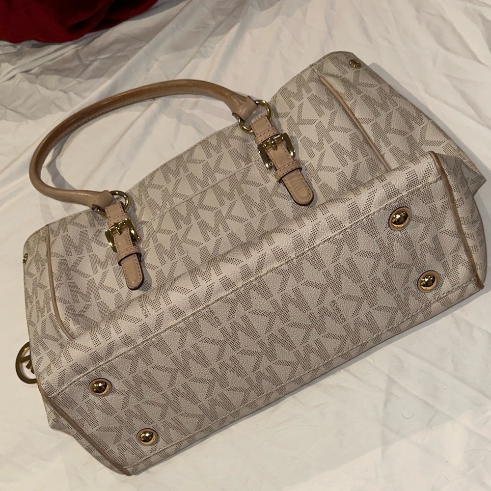 Michael Kors Monogram Vanilla - image 7